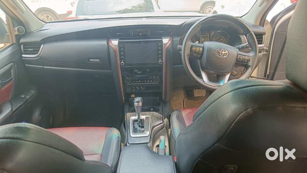 Toyota Fortuner Legender 4x2 At 2.8, 2022, Diesel