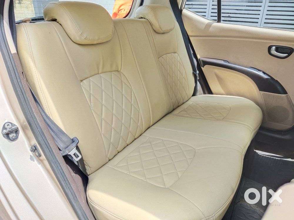 Hyundai I10 Sportz At, 2010, Petrol