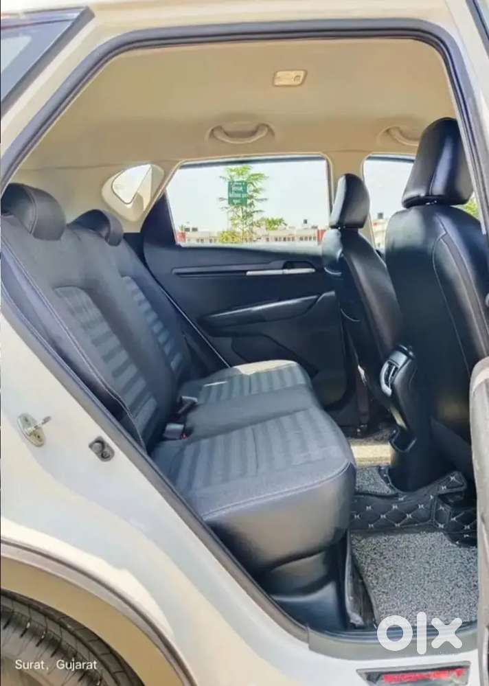 Kia Sonet 2023 Petrol Well Maintained