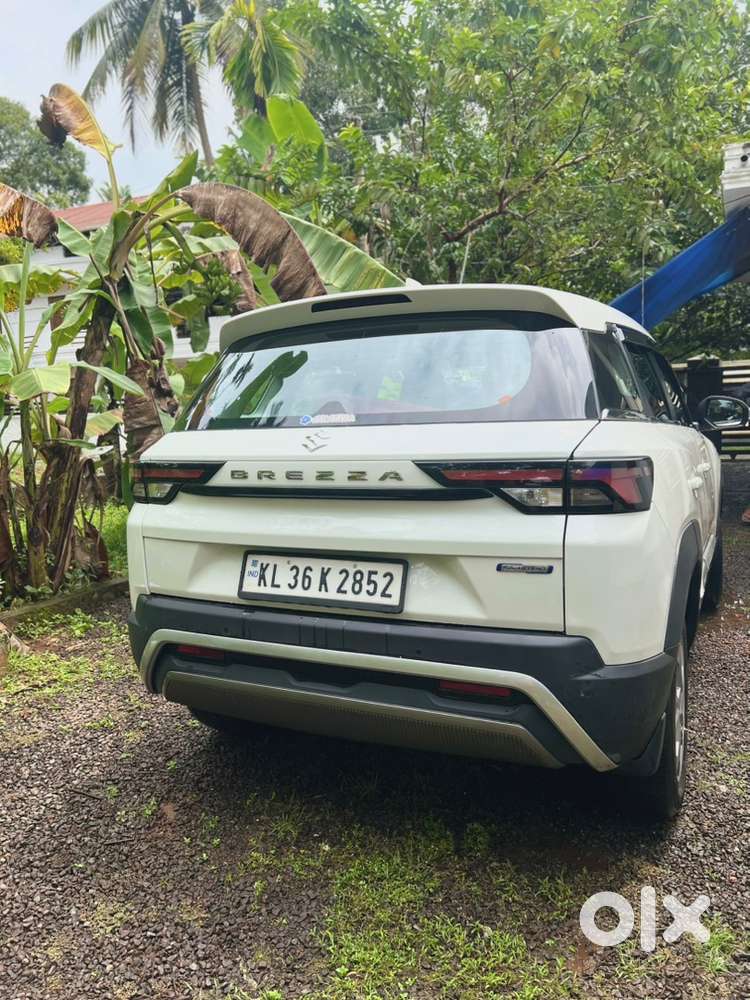 Maruti Brezza Petrol Hybrid 2022