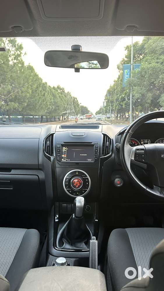 Isuzu V-cross, 2022, Diesel