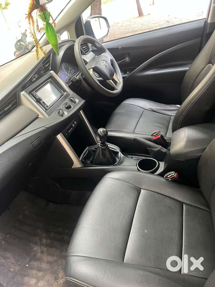 Toyota Innova Crysta 2.4 G Mt 7 Str, 2016, Diesel