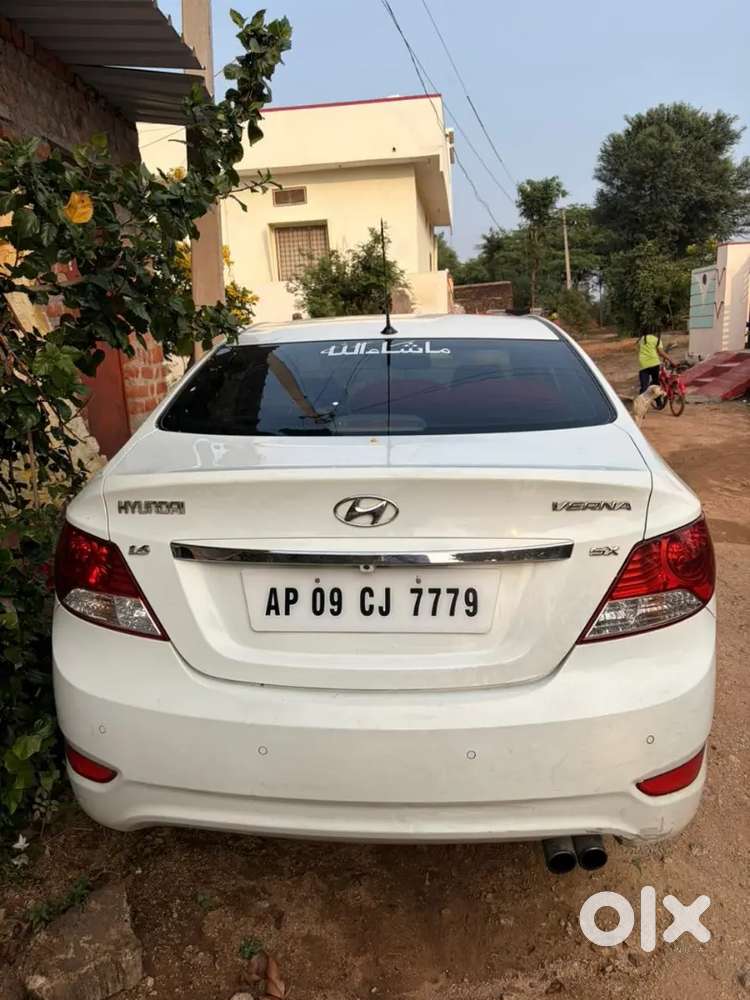 Hyundai Verna 2012 Diesel 120000 Km Driven Top Model Push Button Start
