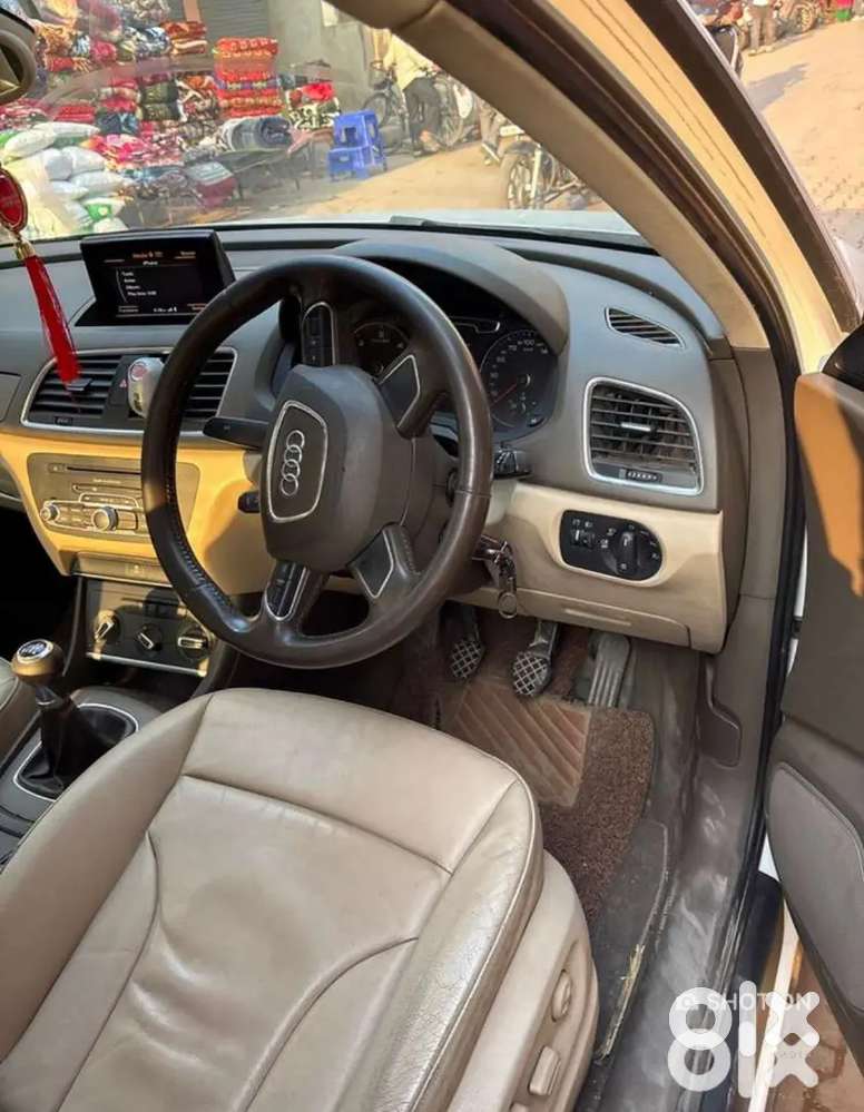 Audi Q3 2015 Diesel 120000 Km Driven