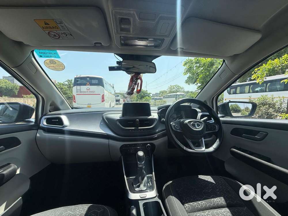 Tata Altroz Xza Plus (s), 2023, Petrol