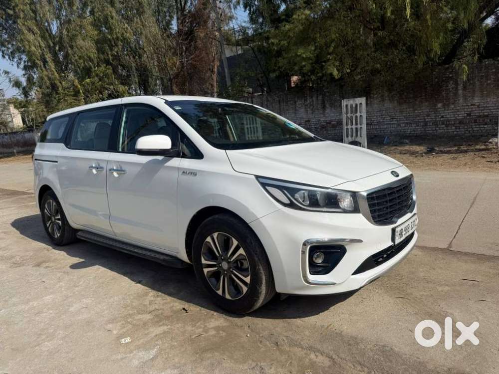 Kia Carnival Premium, 2021, Diesel