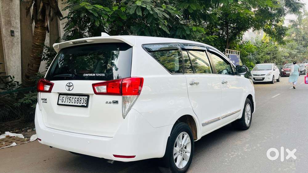 Toyota Innova Crysta 2.8z Automatic, 2017, Diesel