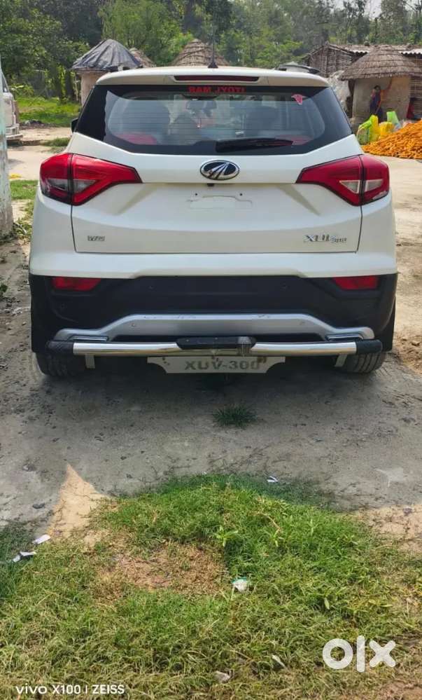 Mahindra Xuv300 1.5 Optional, Diesel 2021,well Maintained Nd Good Cond