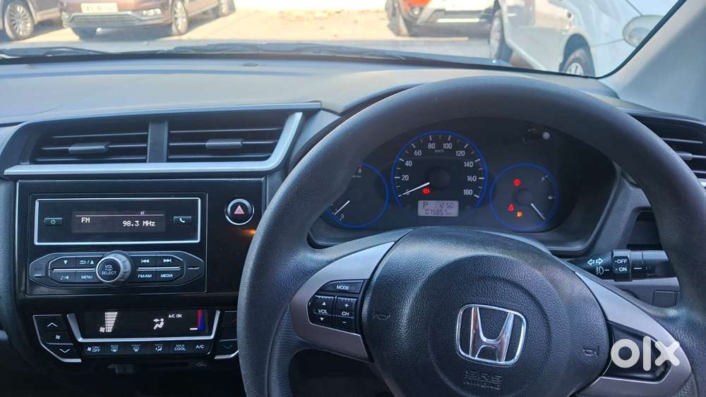 Honda Brio 2013-2016 Vx At, 2016, Petrol