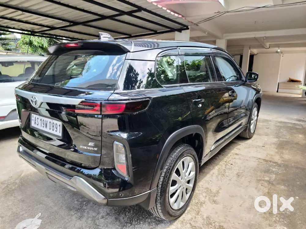 Toyota Urban Cruiser Hyryder 2025 Petrol 17000 Km Driven