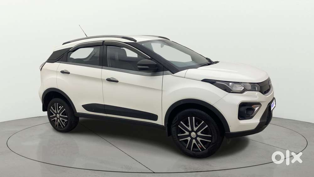 Tata Nexon 1.2 Revotron Xm (s), 2022, Diesel