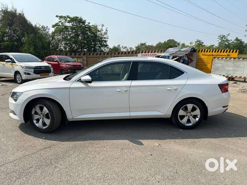 Skoda Superb Style 1.8, 2019, Petrol
