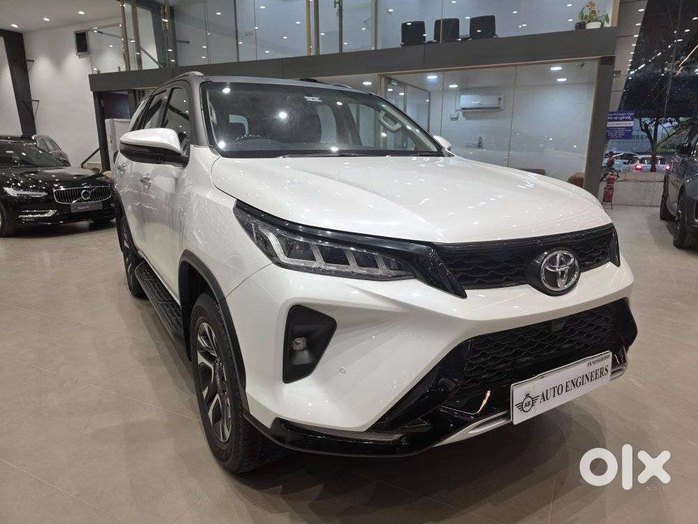 Toyota Fortuner Legender 4x2 At 2.8, 2022, Diesel