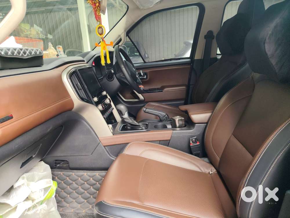 Mahindra Scorpio N Z8 Select Diesel At 2wd 7-seater, 2024, Diesel