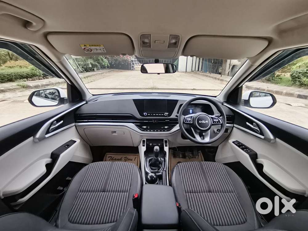 Kia Carens 2022 Prestige Plus