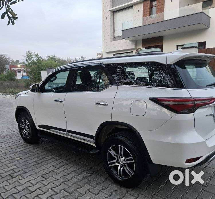 Toyota Fortuner 4x2 At 2.8 Diesel, 2022, Diesel