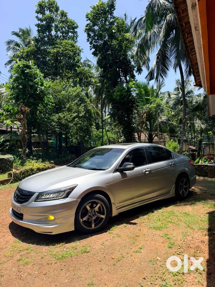 Honda Accord Petrol 2011