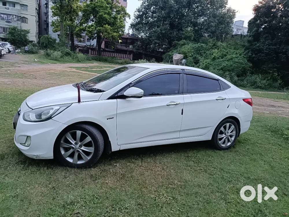 Hyundai Verna 1.6 Sx 2011