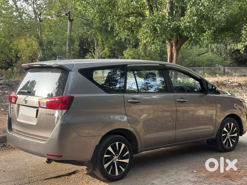 Toyota Innova Crysta [2020-ongoing] 2.4 Gx 7 Str, 2022, Diesel