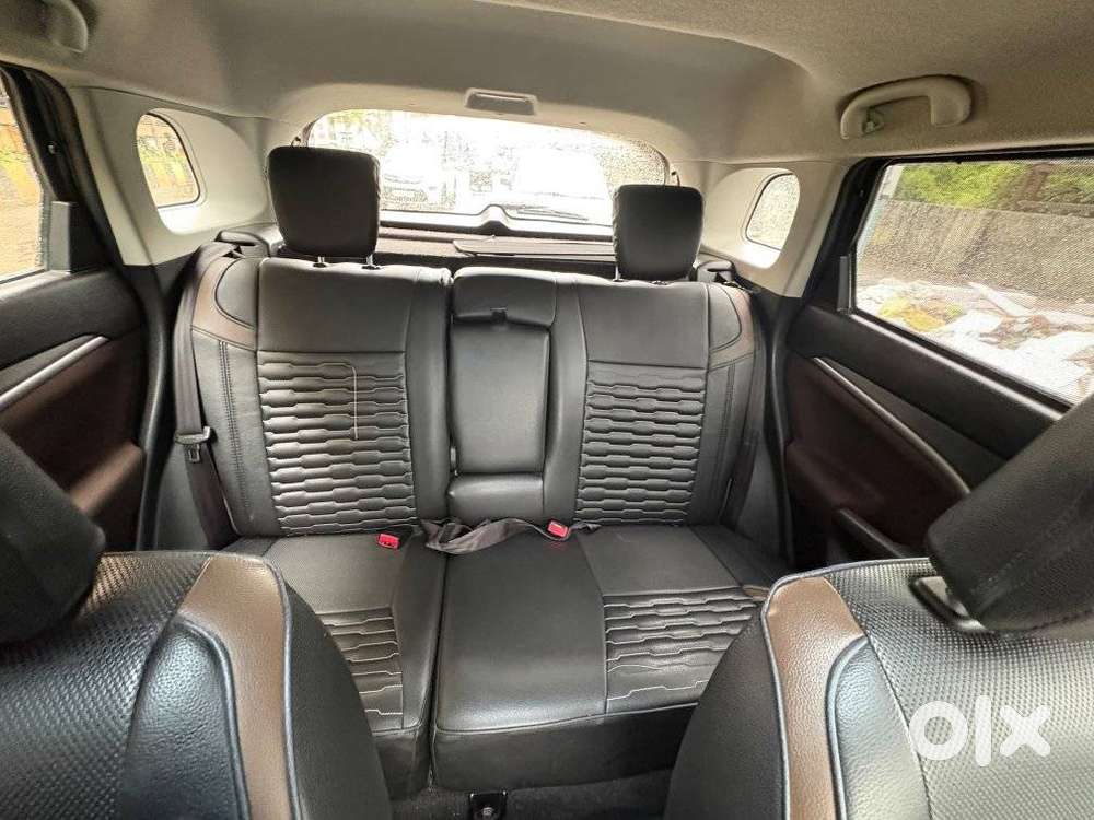 Maruti Suzuki Brezza 1.5 Zxi At Smart Hybrid, 2022, Petrol