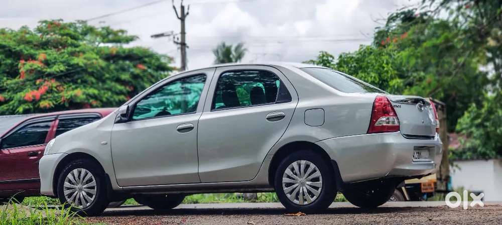 Toyota Etios 2015 Diesel 130000 Km Driven
