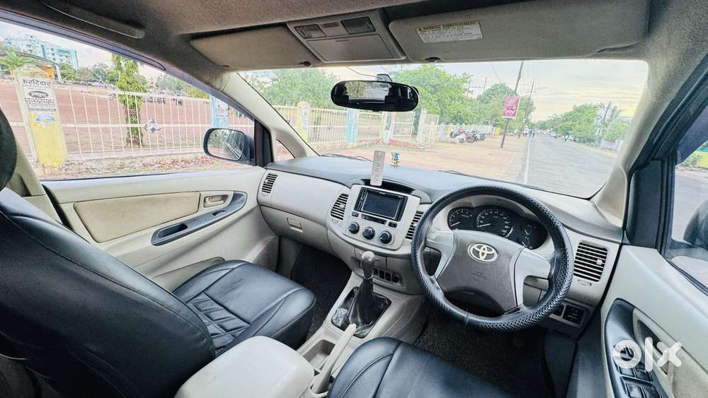 Toyota Innova 2.5 Gx 7 Seater Bs Iv, 2014, Diesel