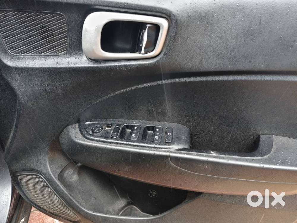 Hyundai Venue S Diesel, 2020, Diesel