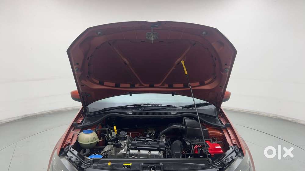 Volkswagen Polo Petrol Comfortline 1.2l, 2015, Petrol