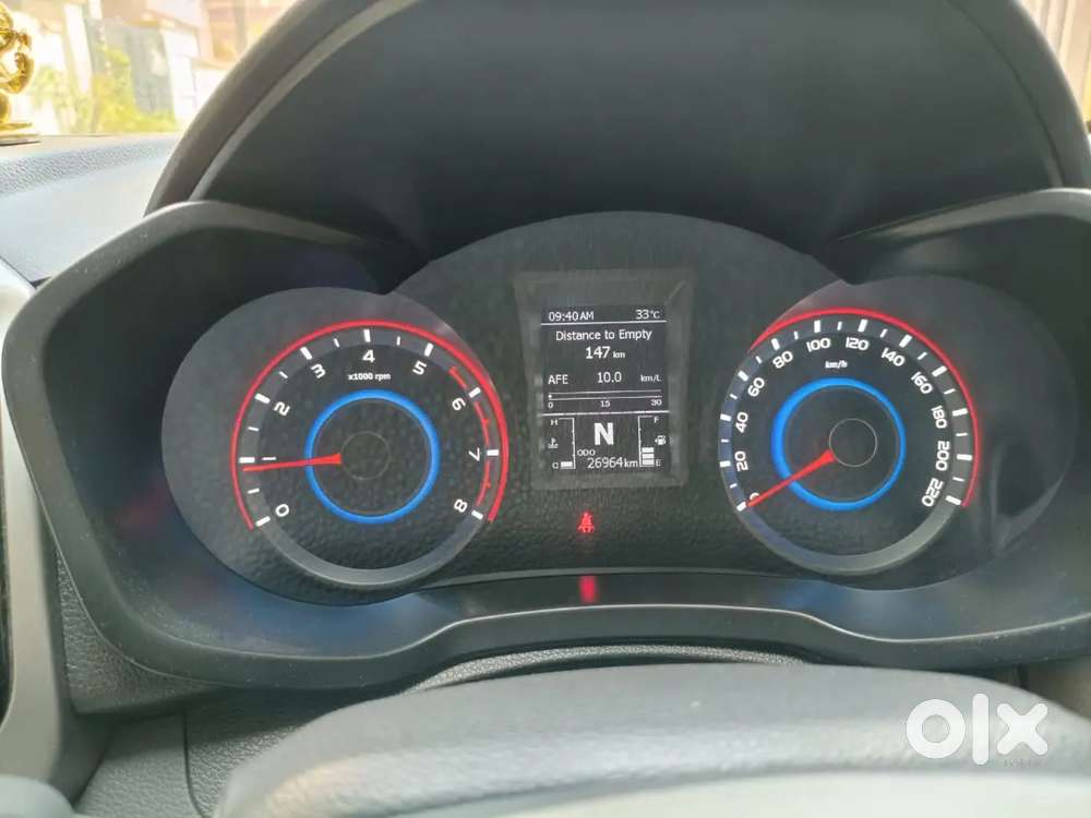 Mahindra Xuv300 Turbosport 2024 Petrol 26000 Km Driven