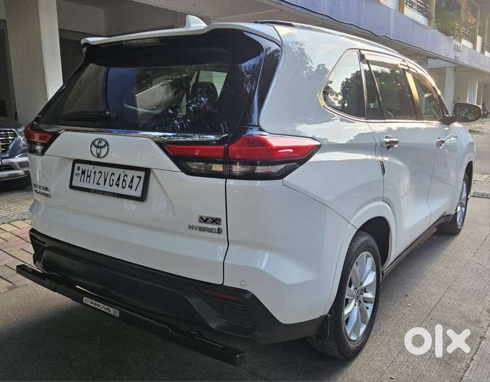 Toyota Innova Hycross 2.0 Vx Hybrid 8 Str, 2023, Petrol