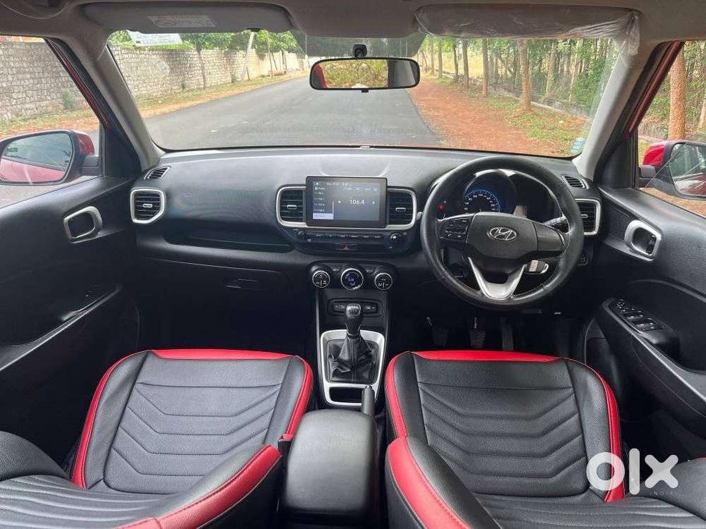 Hyundai Venue, 2022, Petrol