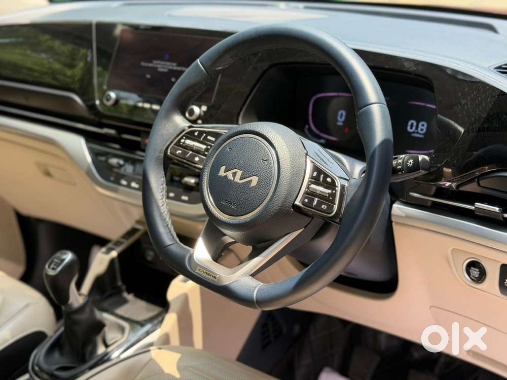 Kia Carens 1.5 Luxury Plus Turbo 7 Str, 2022, Petrol