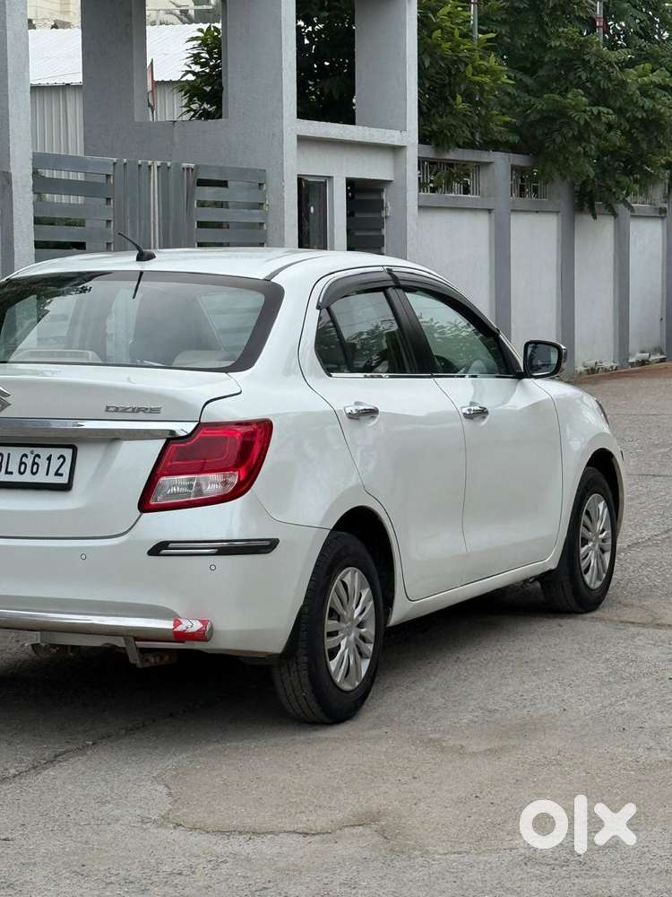 Maruti Suzuki Dzire 1.2 Vxi, 2023, Petrol