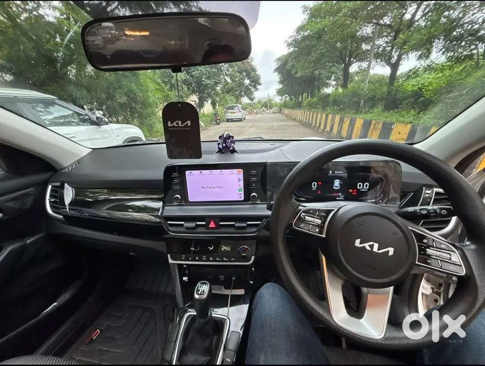 Kia Seltos 2024 Diesel Well Maintained.