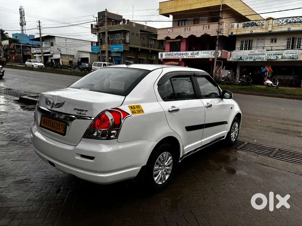 Maruti Suzuki Dzire Tour 2017
