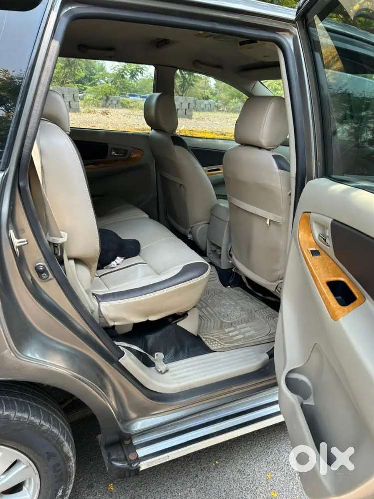Toyota Innova Vx 2009 Diesel 2nd Owner
