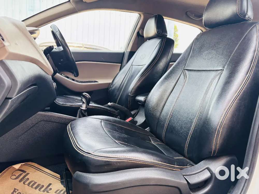 Hyundai I20 Asta 2017 6 Airbags