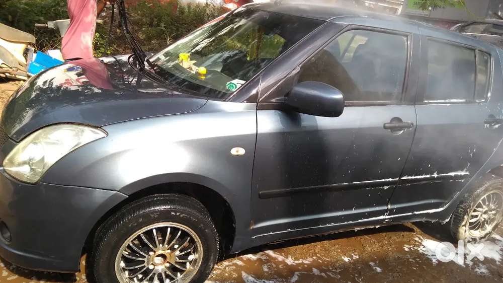 Maruti Suzuki Swift Vxi Well Maintained
