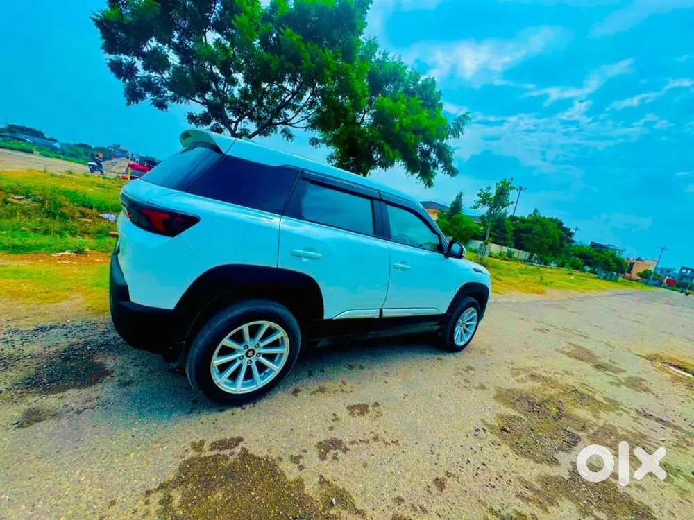 Maruti Suzuki Brezza 2026 Lxi