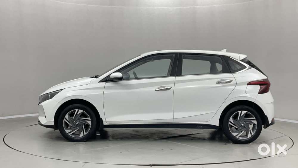 Hyundai New I20 1.2 Asta (o) Mt, 2023, Petrol