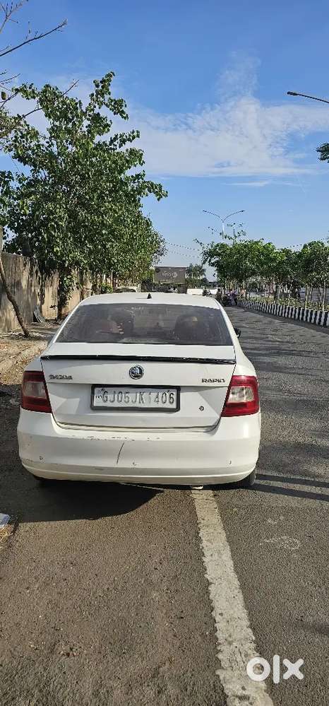 Skoda Rapid 2014 Diesel 140000 Km Driven