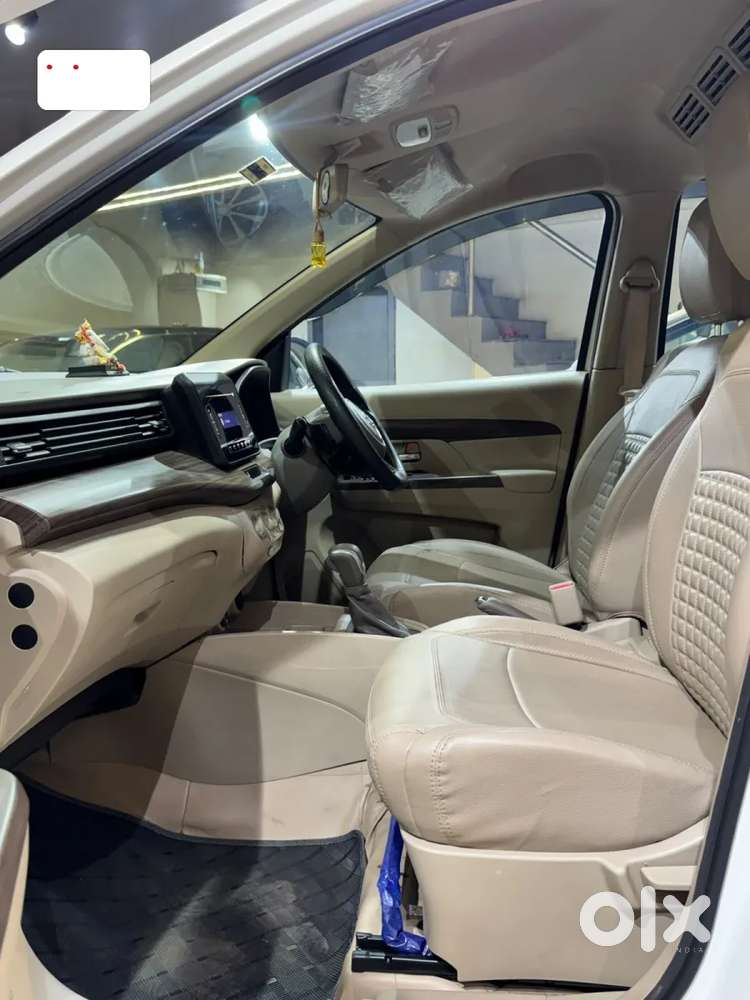 Maruti Suzuki Ertiga Vxi At, 2022, Petrol