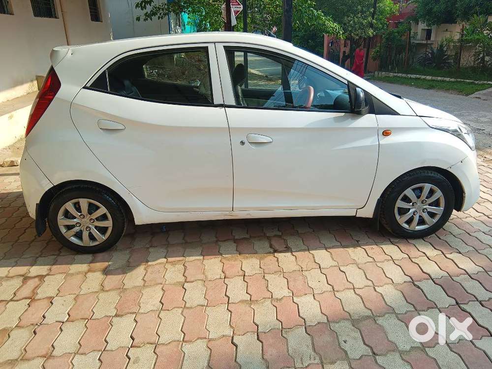 Hyundai Eon Magna Petrol 2012
