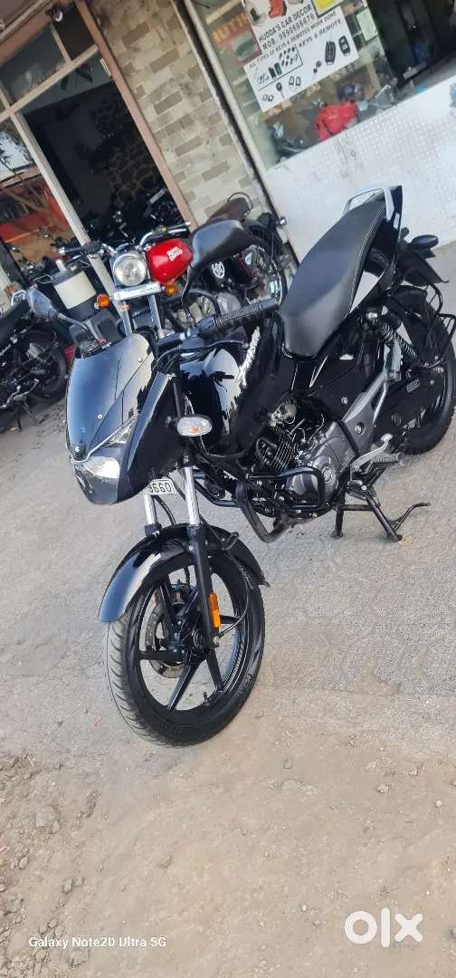 bajaj pulsar 150cc bs4 price