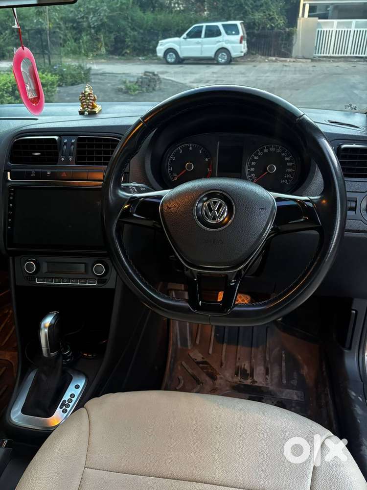 Volkswagen Vento Tsi Dsg Automatic 2015 - 52,084 Km, Pune