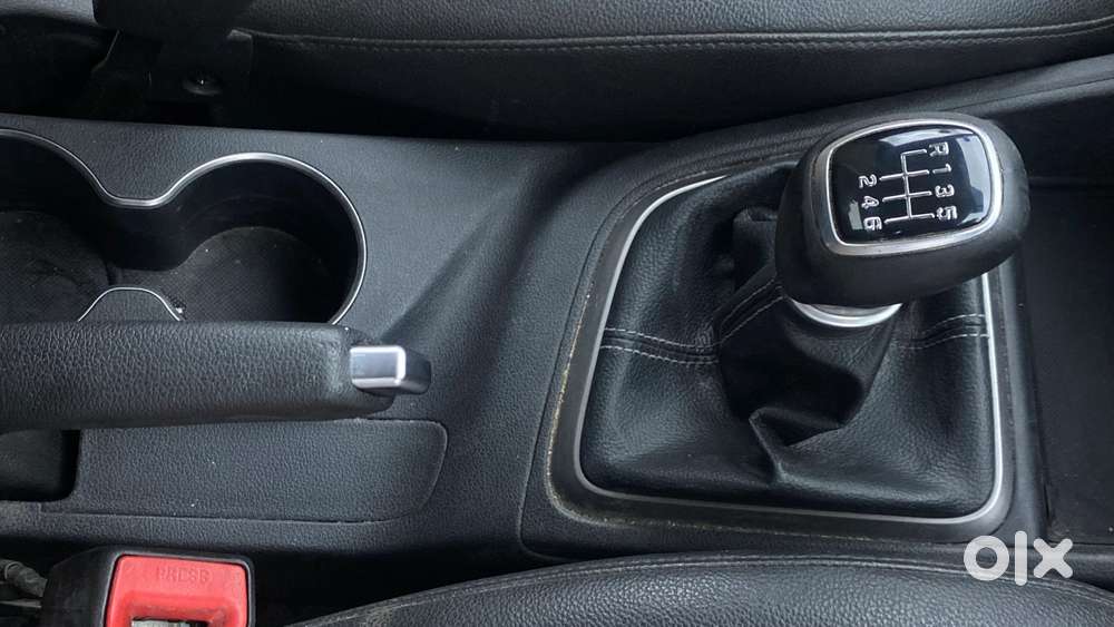 Hyundai Verna 1.6 Sx (o) Vtvt, 2018, Petrol