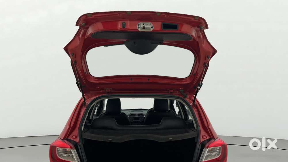 Tata Tiago 1.2 Revotron Xza, 2018, Petrol