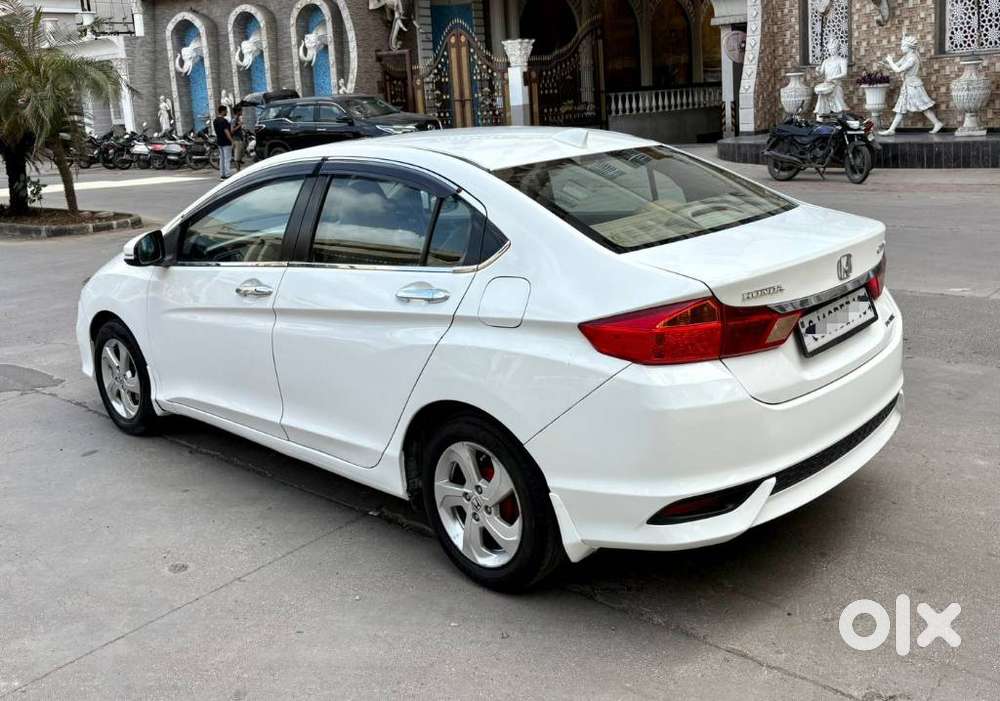 Honda City Vx (o) Mt I-vtec, 2016, Cng & Hybrids
