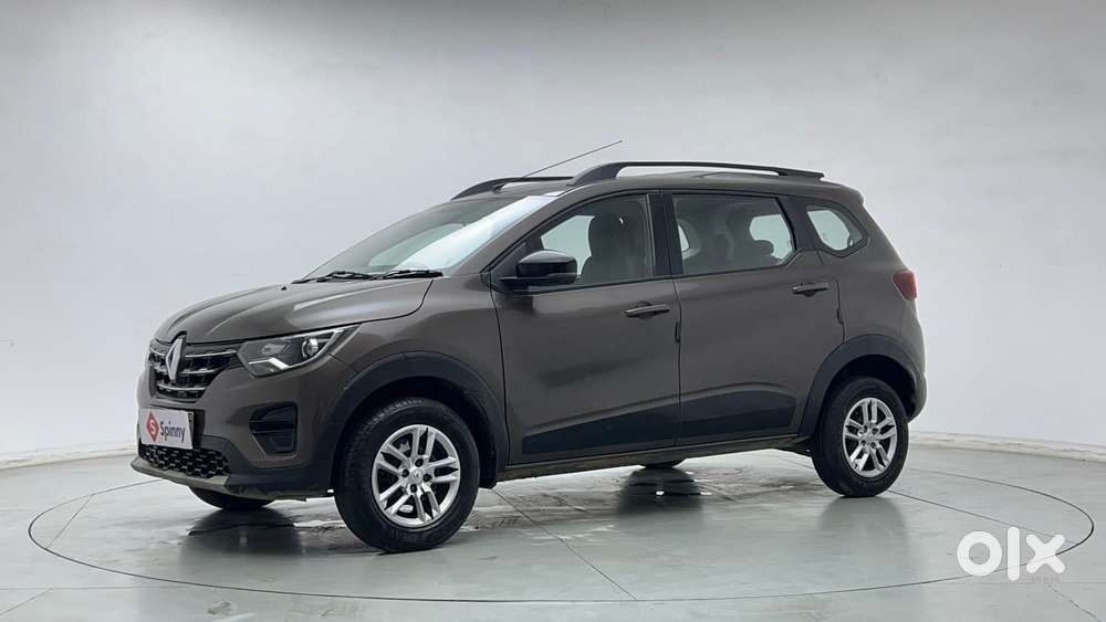 Renault Triber Rxt, 2023, Petrol