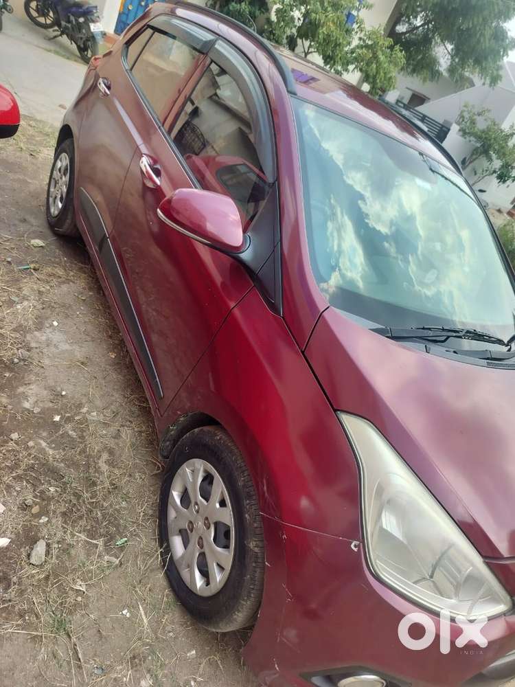 Hyundai Grand I10 Sportz 1.2 Petrol Manual | 2014 | 86,000 Km |